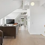 Gorgeous Home In Ebeltoft With Sauna Сasa de vacaciones