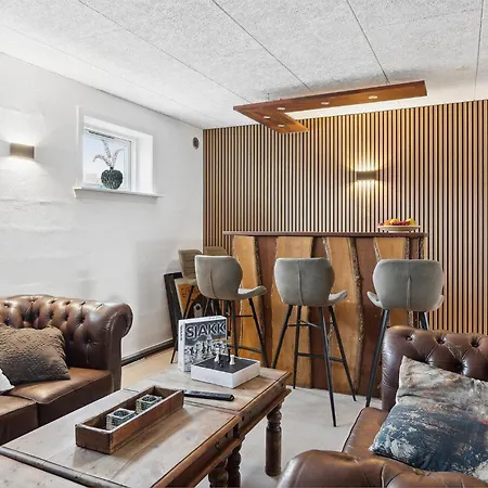 Gorgeous Home In Ebeltoft With Sauna
